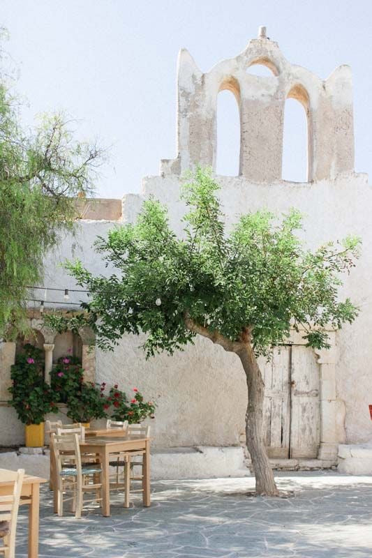 Girls Trip to Folegandros Shared Room