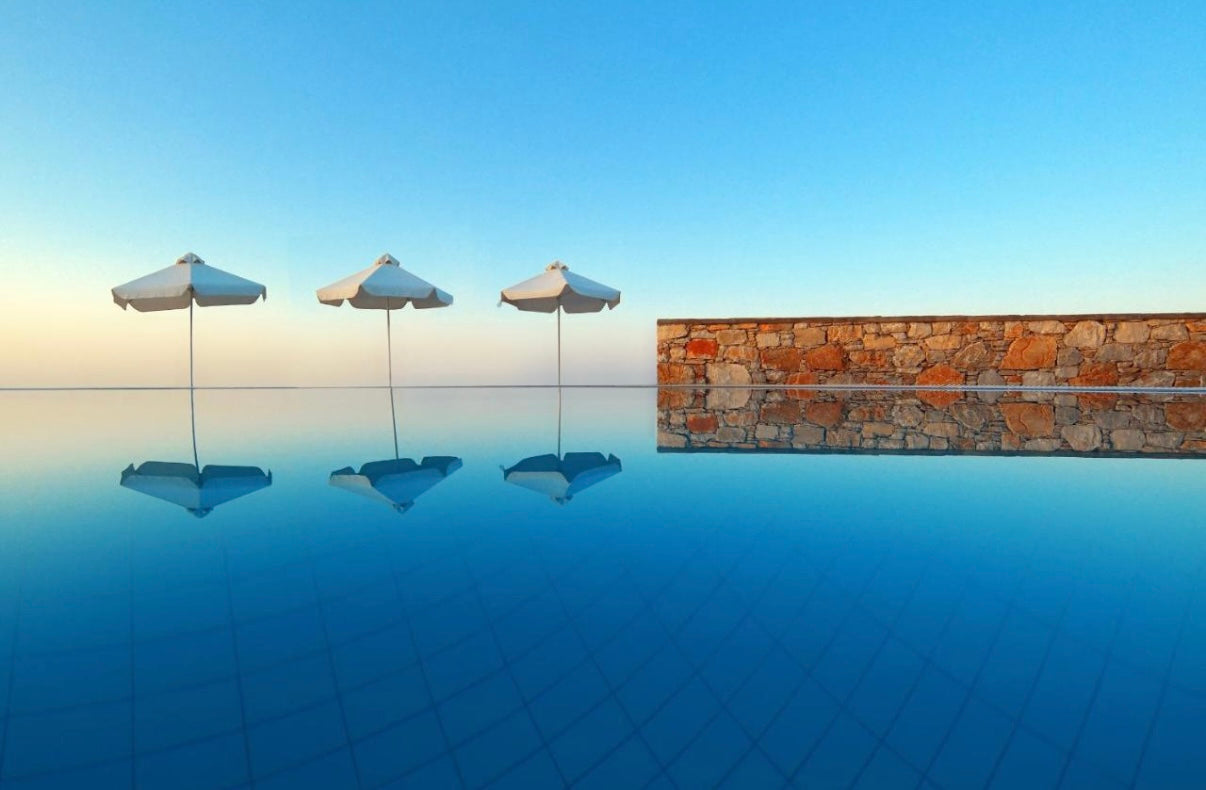 Girls Trip to Folegandros Shared Room